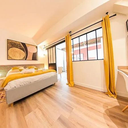 Hypercentre - T2 Dans Particulier Appartement
