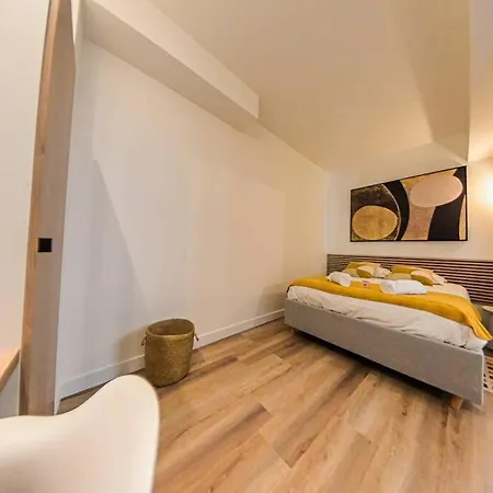 Appartement Hypercentre - T2 Dans Particulier