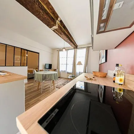 Hypercentre - T2 Dans Particulier Appartement *